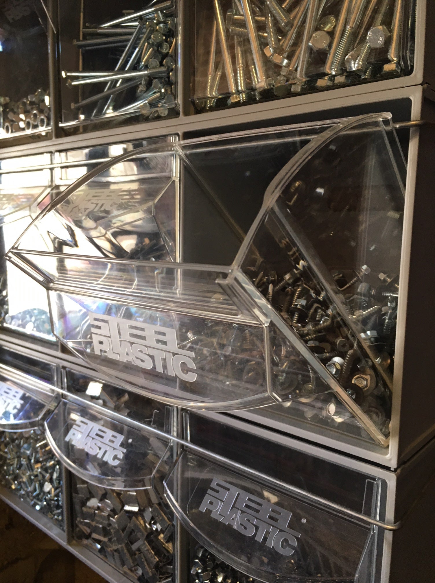 Choosing the right Storage Bins for you
